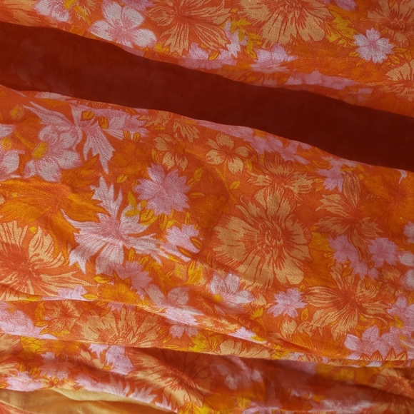 Lovers and Friends Reston Mini Dress in Mitzy Ditsy Orange Size Small - smocked - Picture 5 of 9